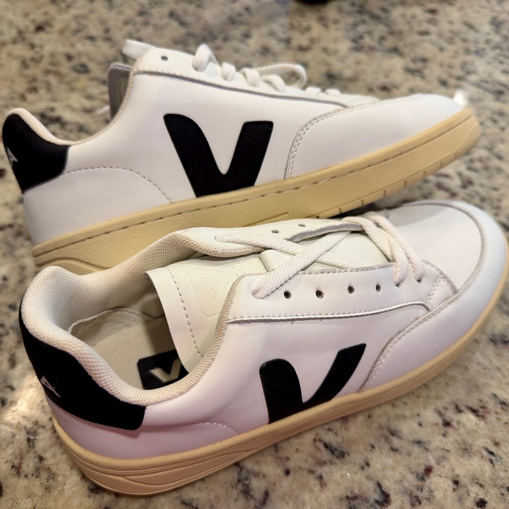 New Women’s Veja Sneakers